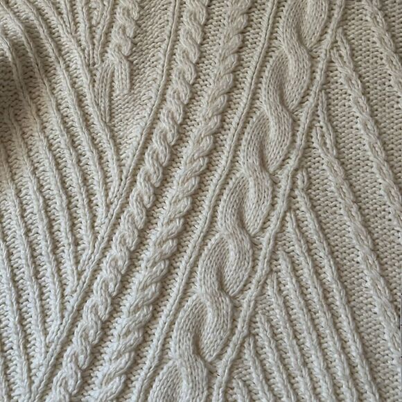 Song of Style Nantale Cable Knit Turtleneck Sweater XS - Picture 5 of 6